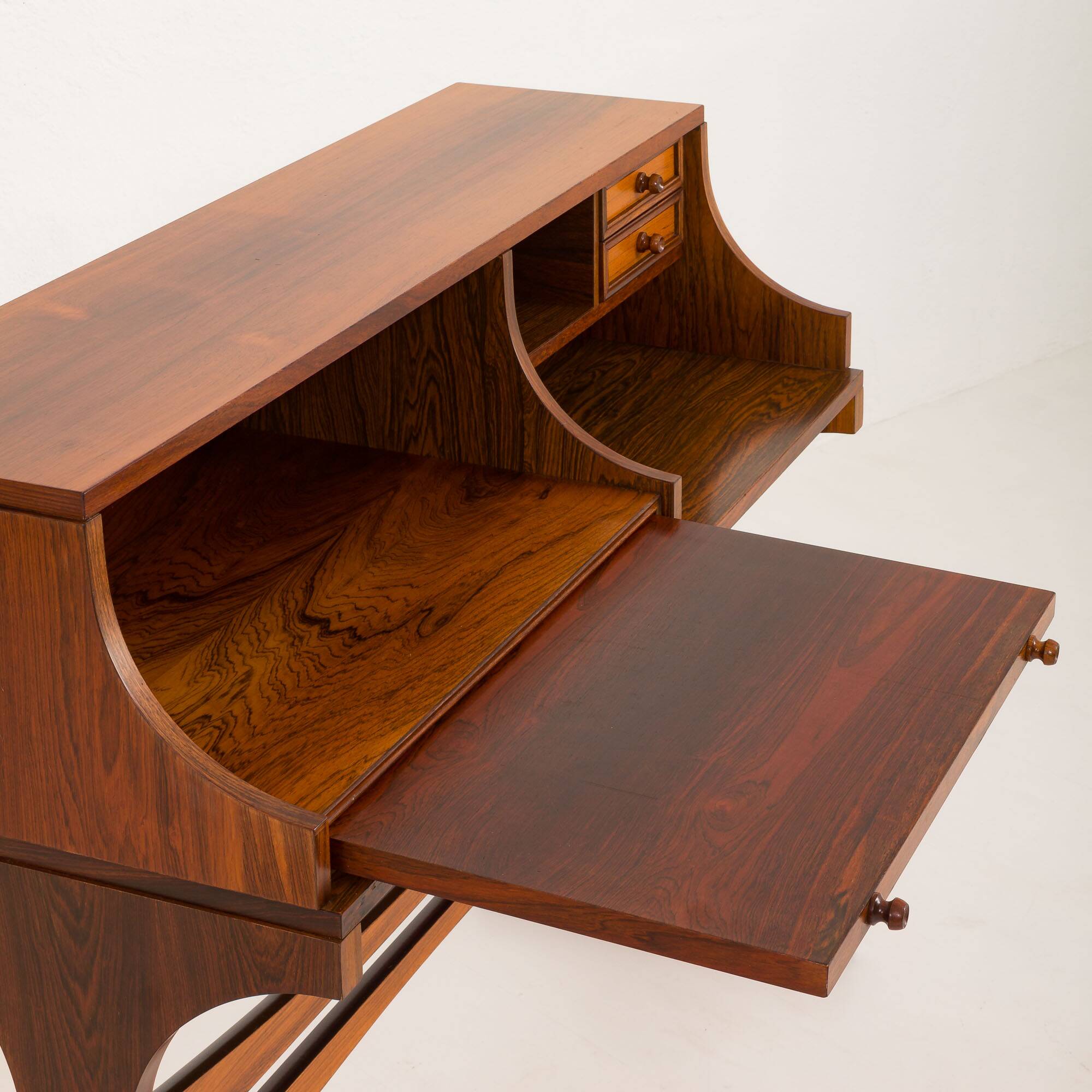 Bureau ou console en palissandre italien du milieu du siècle