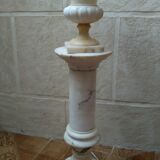 Alabaster column lamp