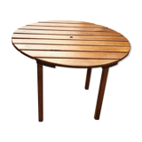 Round table of swing terrace