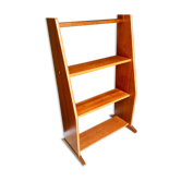Staged shelf