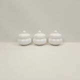 Lot 3 pots white opaline style