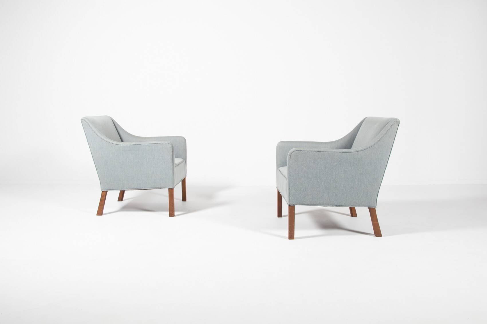 Set of two Danish Modern club chairs from Einar Larsen, 1950’s