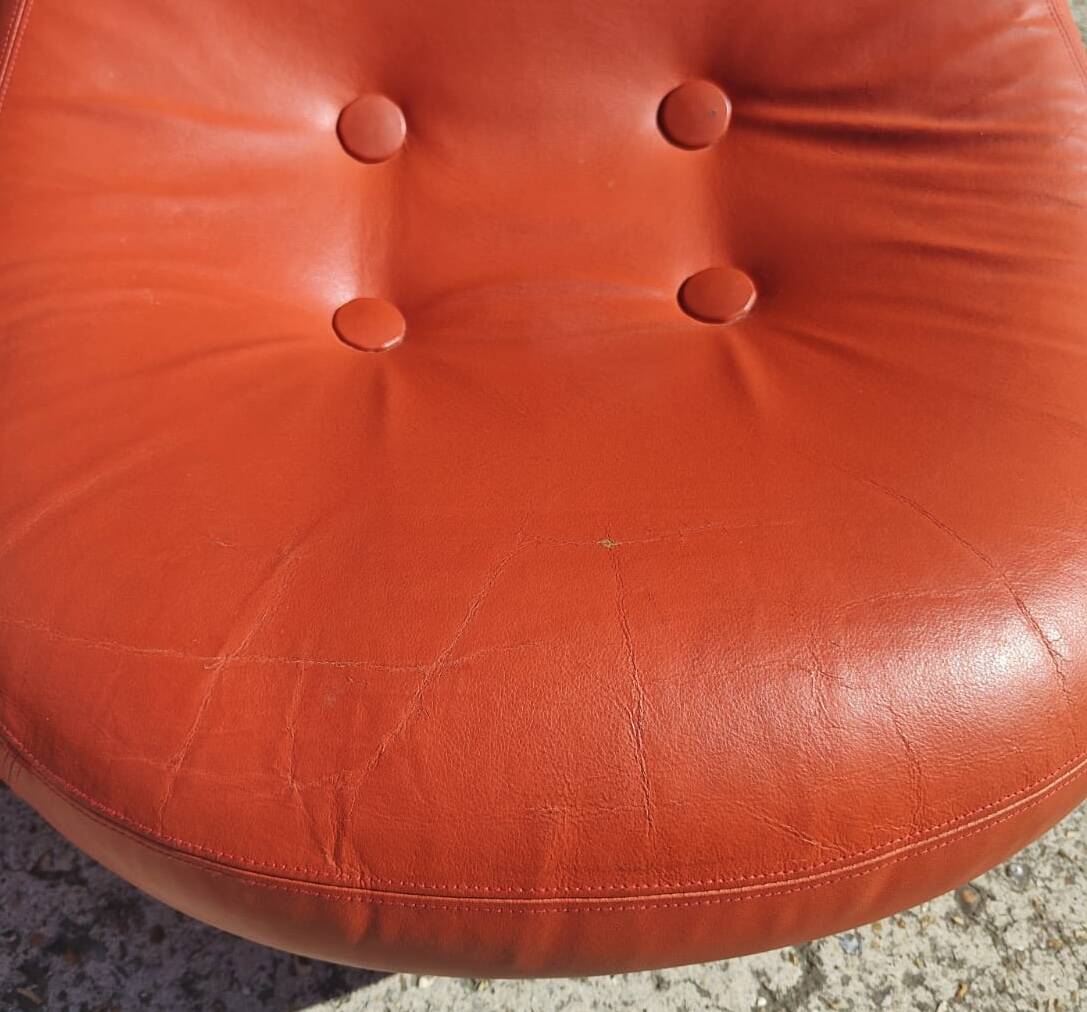 Pair of Luigi Colani armchairs - 9900 Easy Chair - orange leather - vintage -
