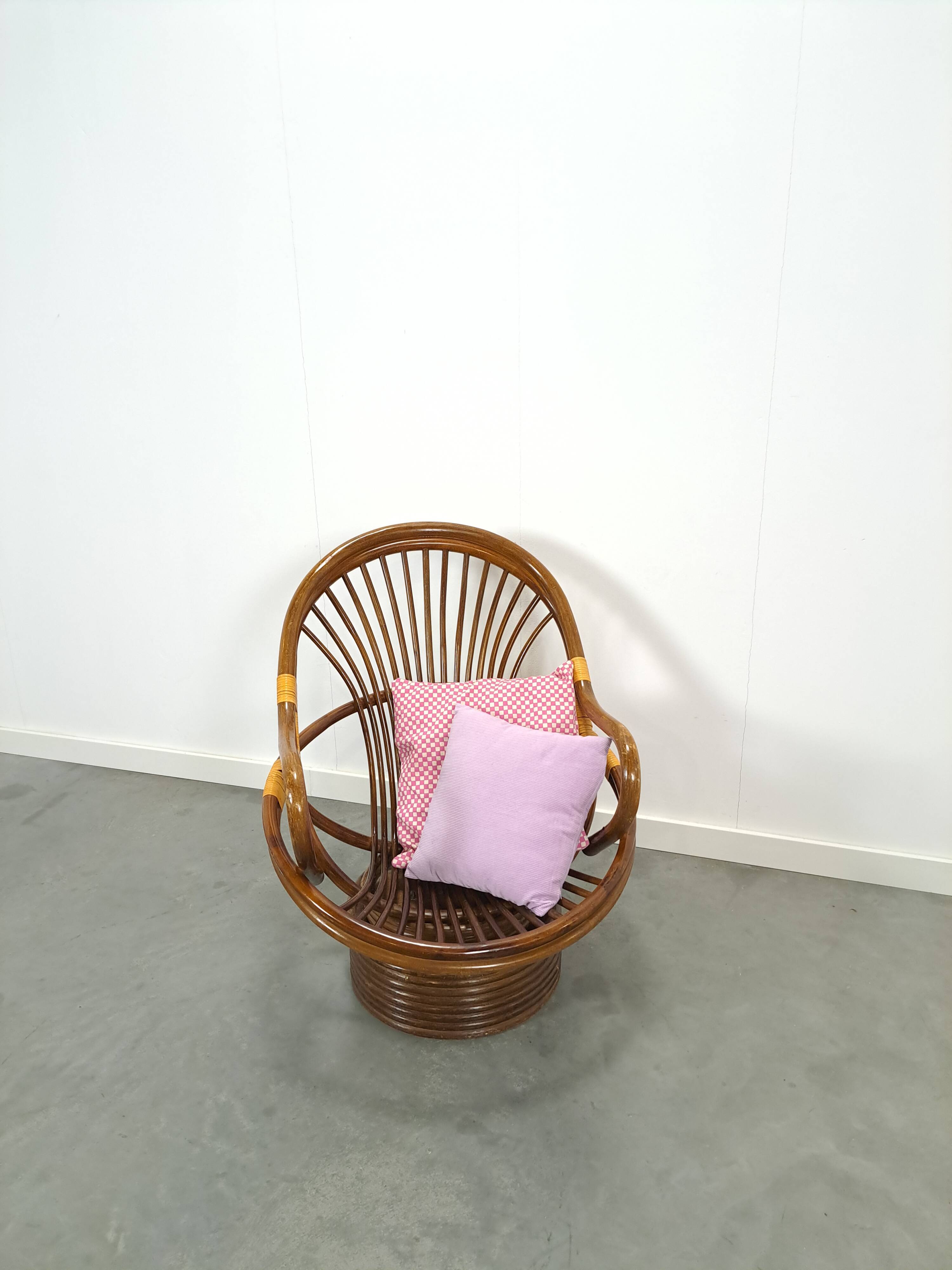 Rotan manou draai stoel