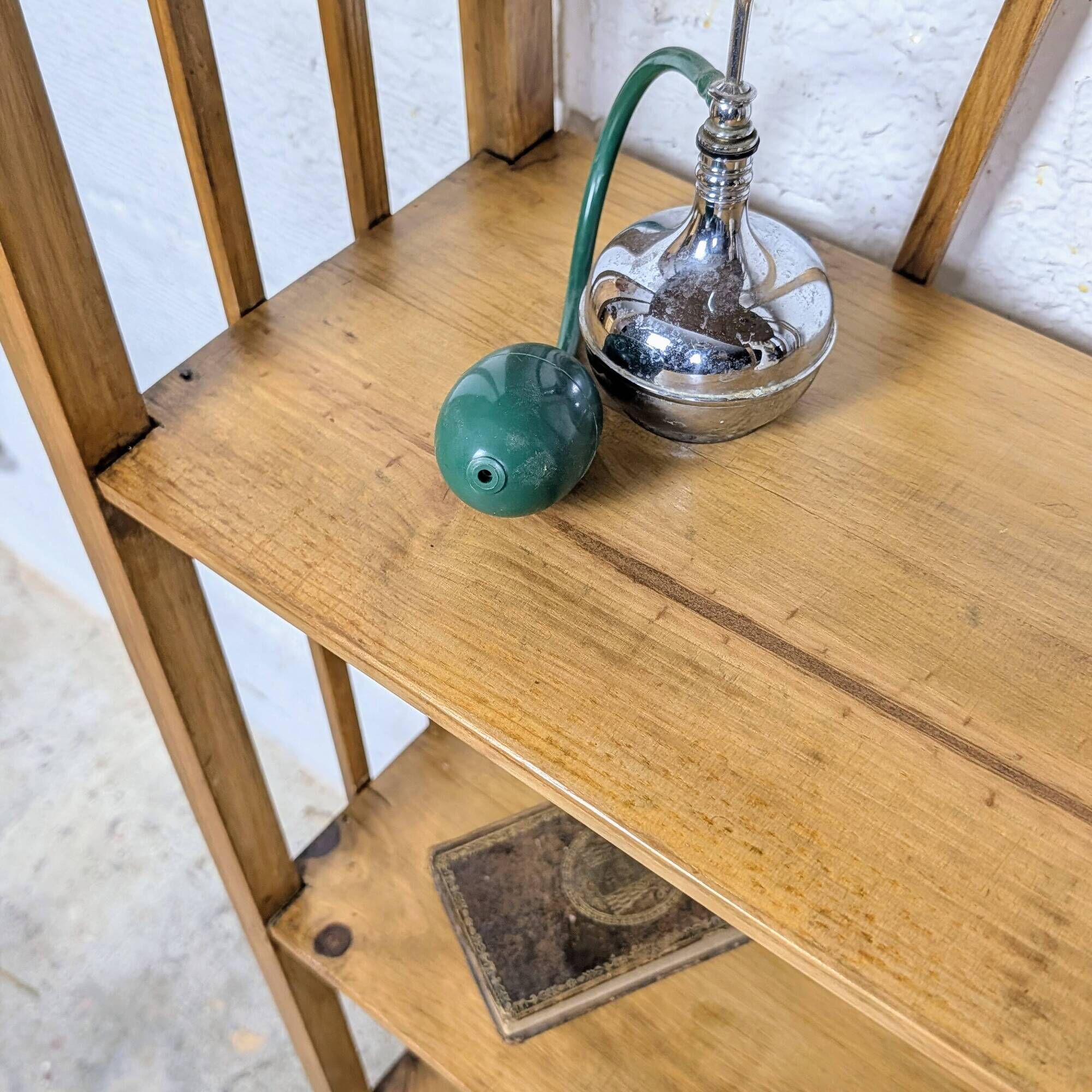 Étagère vintage en bois à 5 niveaux