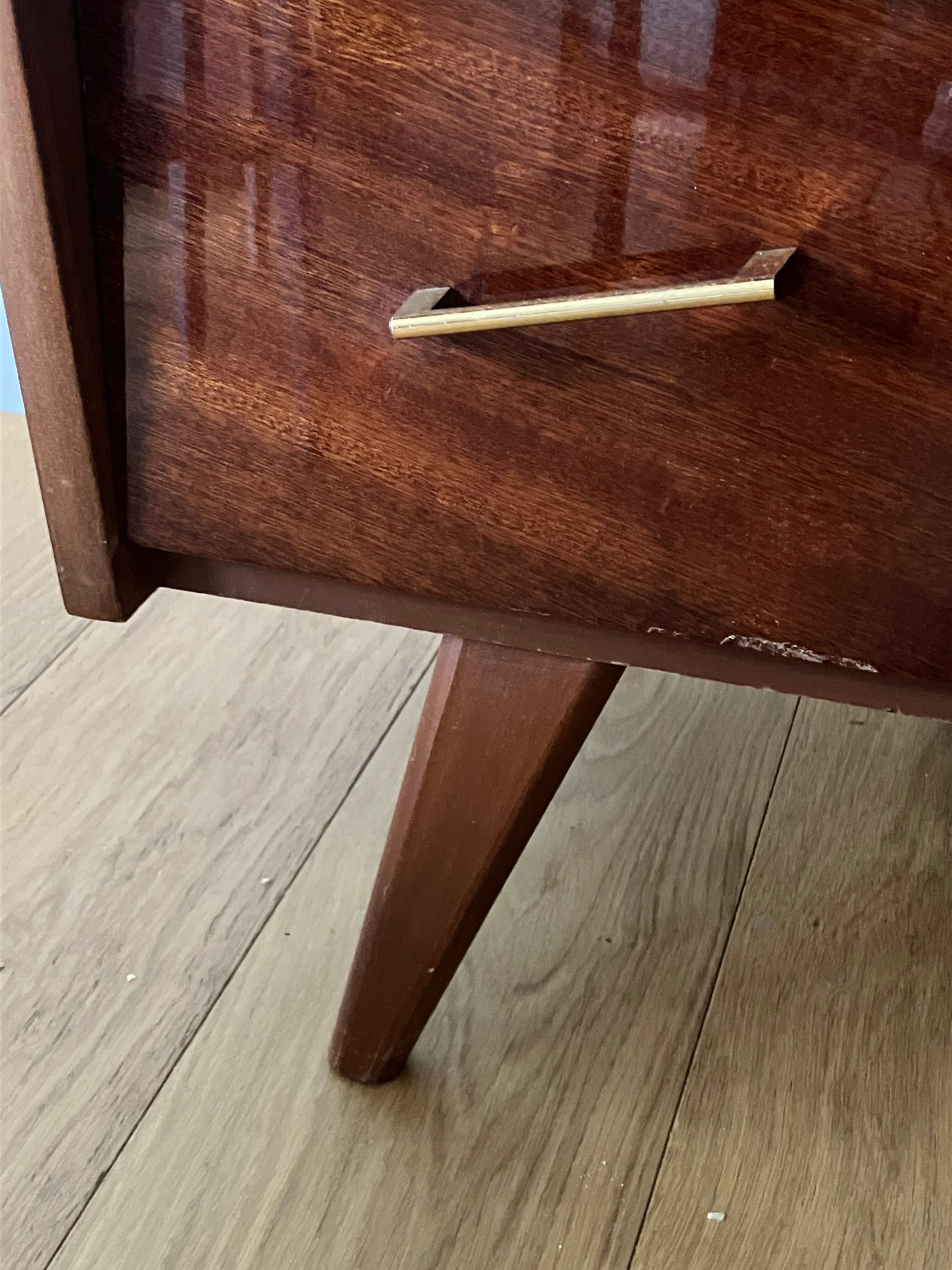 Vintage chest of drawers