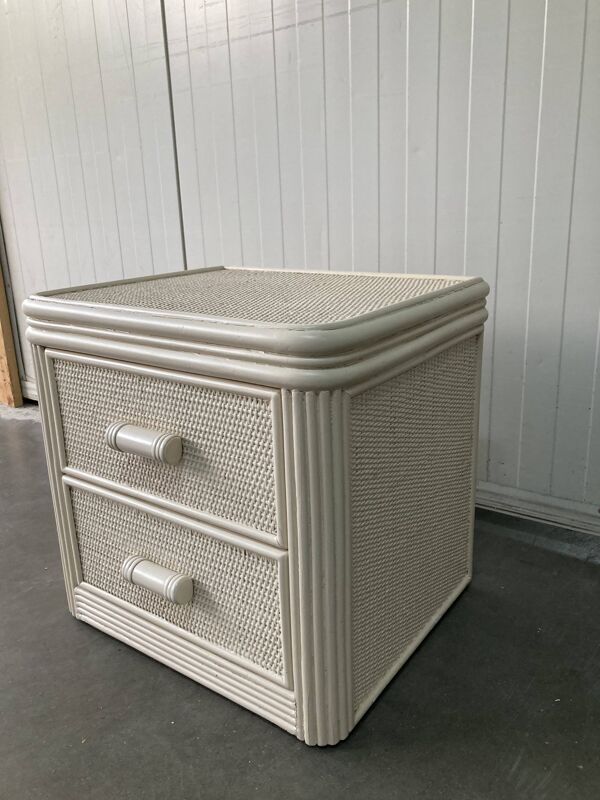 Table de chevet vintage en rotin et bambou blanc cassé, années 70/80