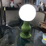 Lampe globe verre opale italie 60
