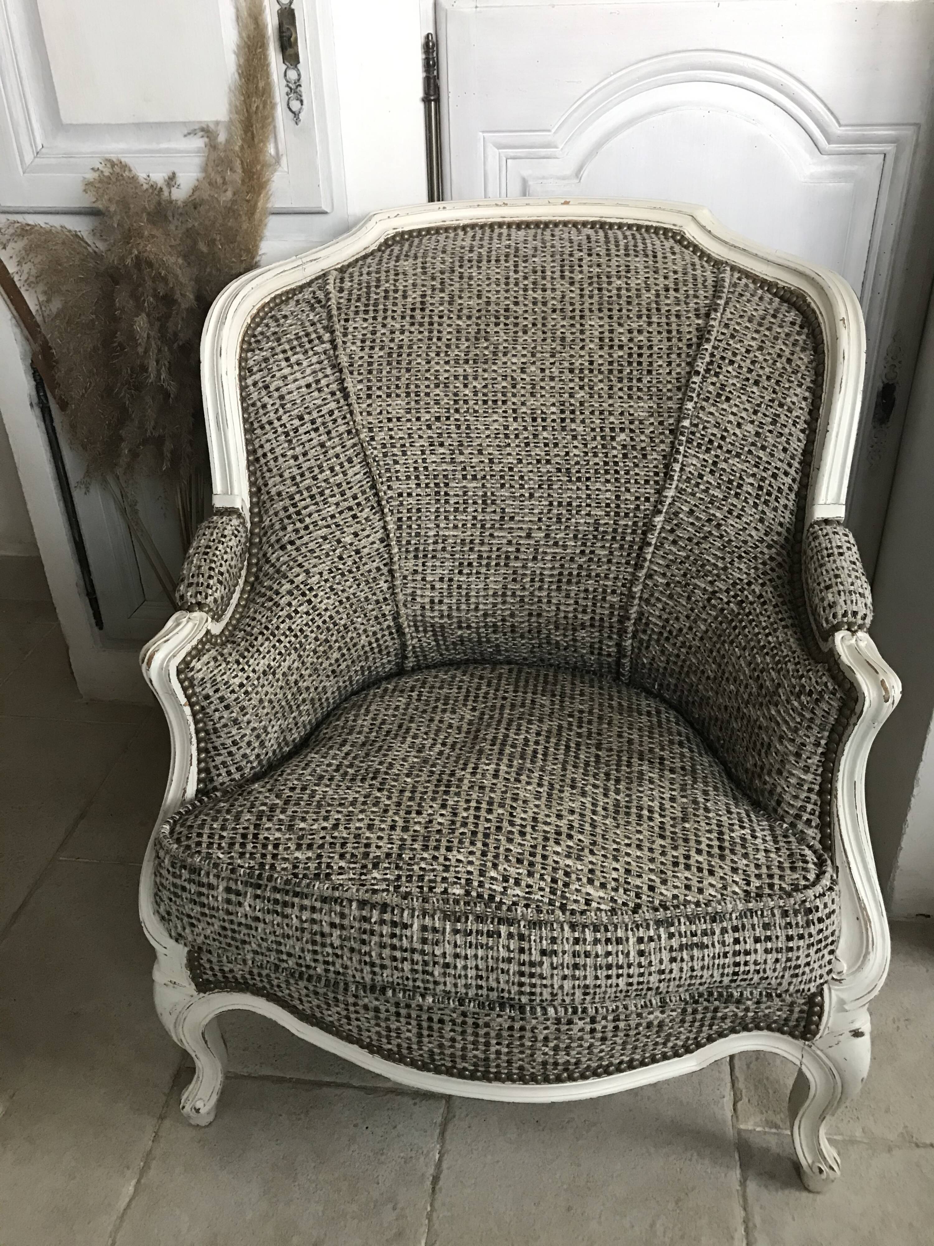 Louis XV-style Bergère chair