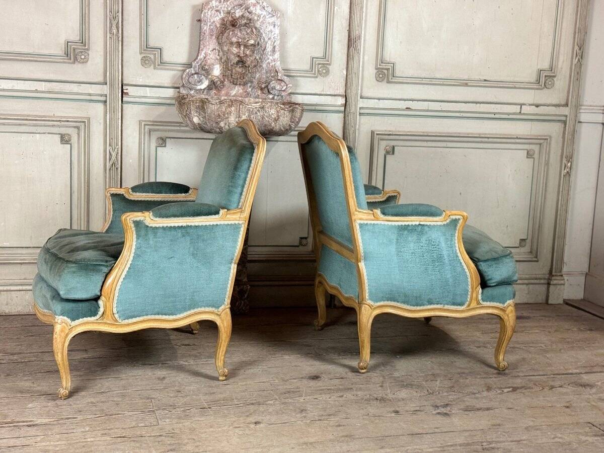 Paire De Bergères De Style Louis XV