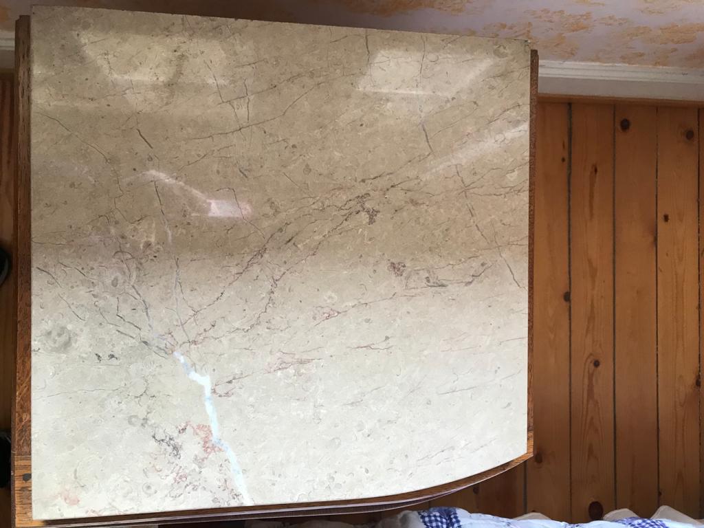 Set of 2 art deco-style bedside tables