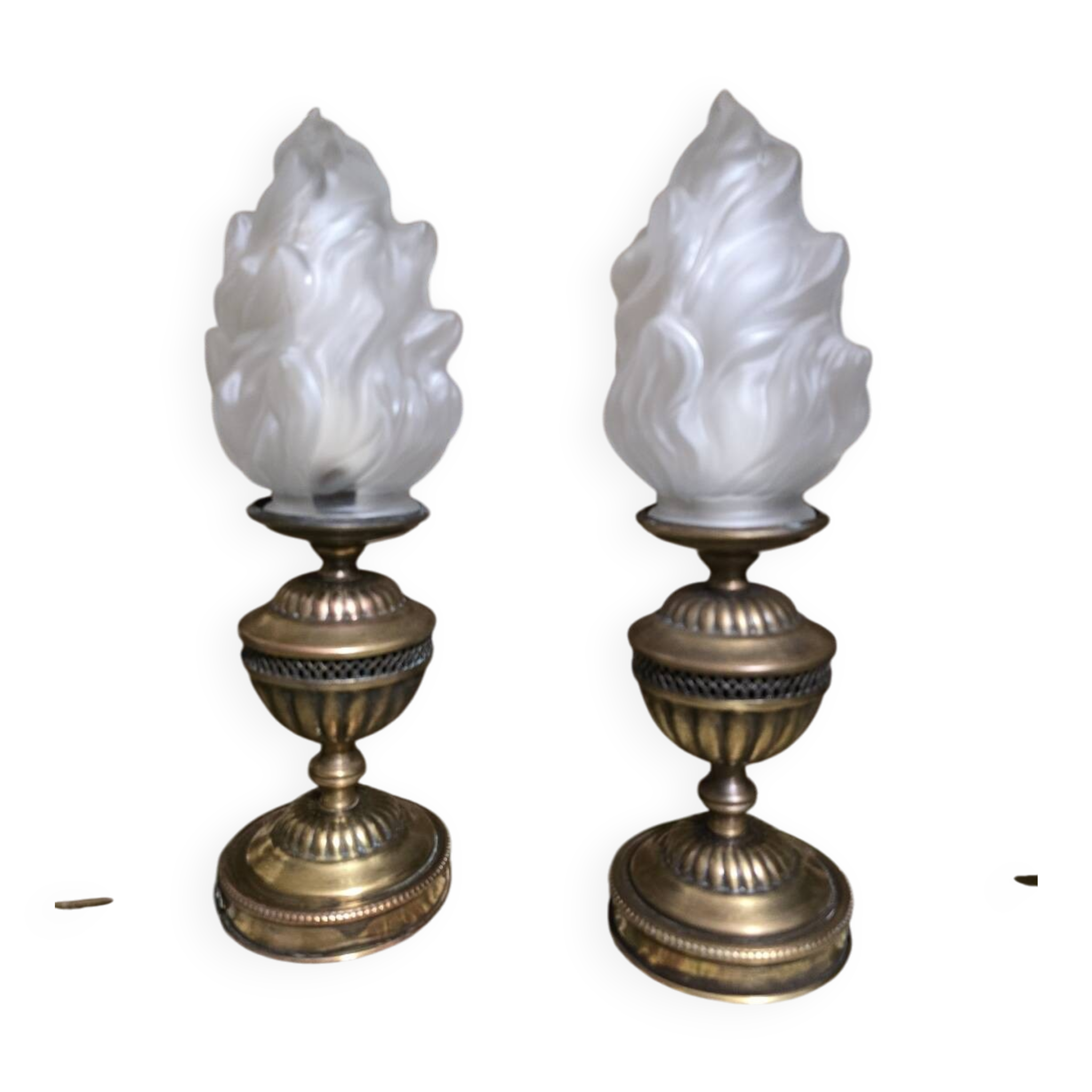 Small globe lamp with flame and brass base for oil.