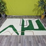 Traditional pure wool handwoven rug size 150/250 cm
