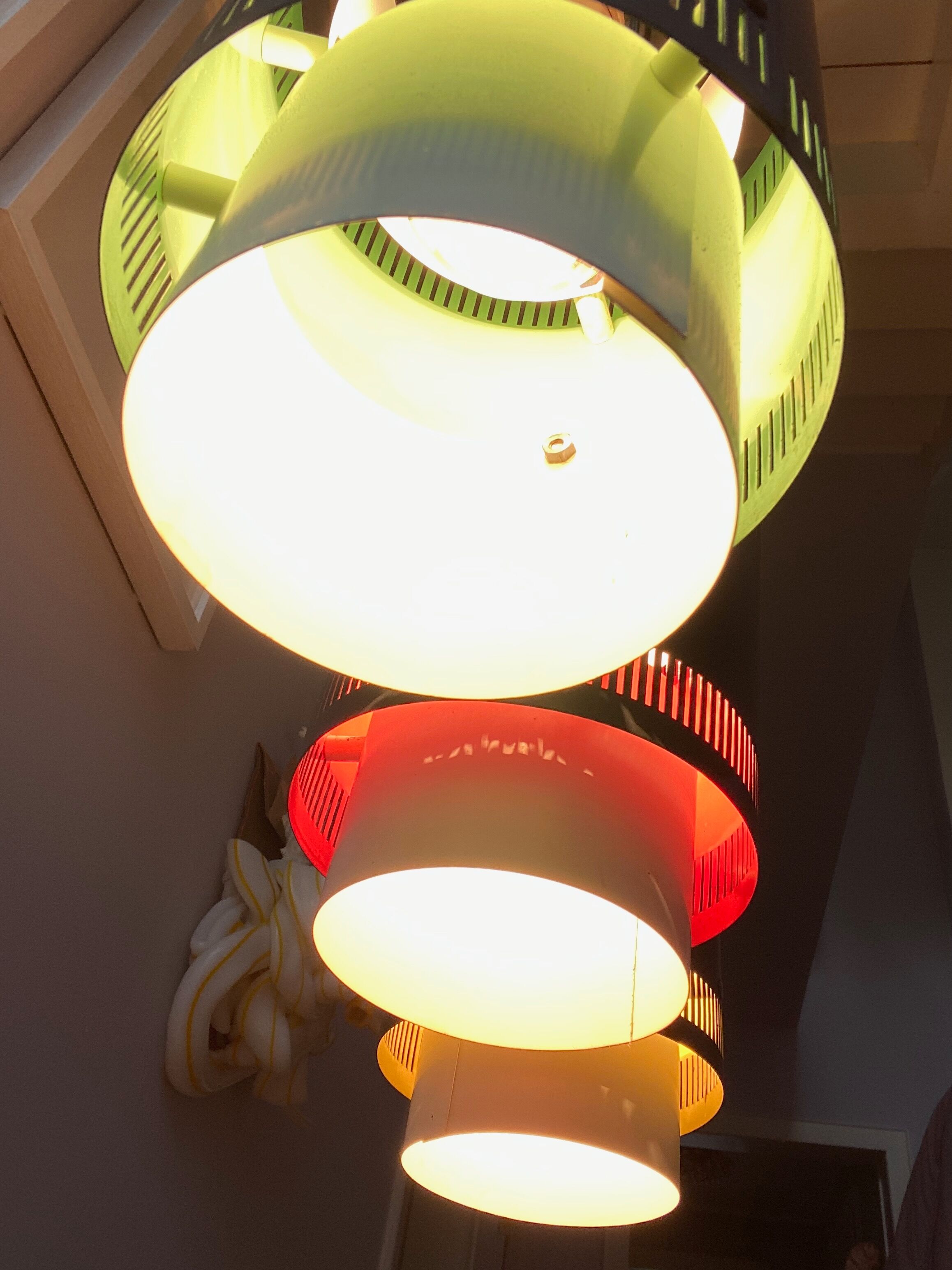 Lot de 3 suspensions, années 1960 Made in Denmark