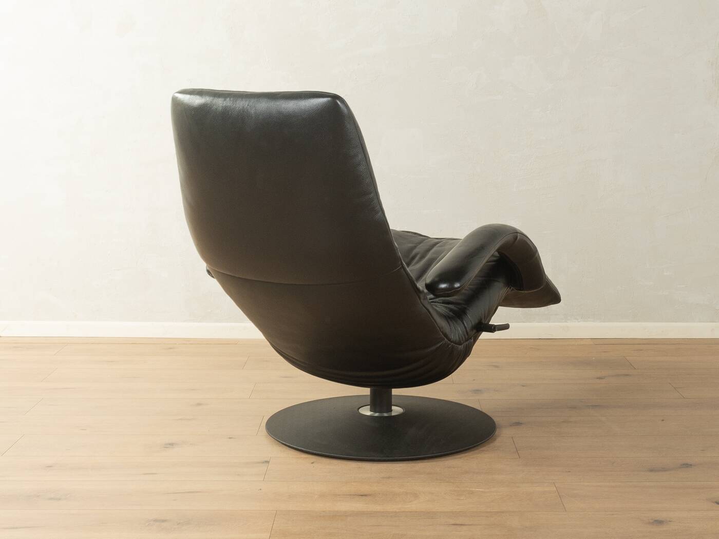 JR-7360 Yoga Relax armchair by JORI, 1980s, black leather