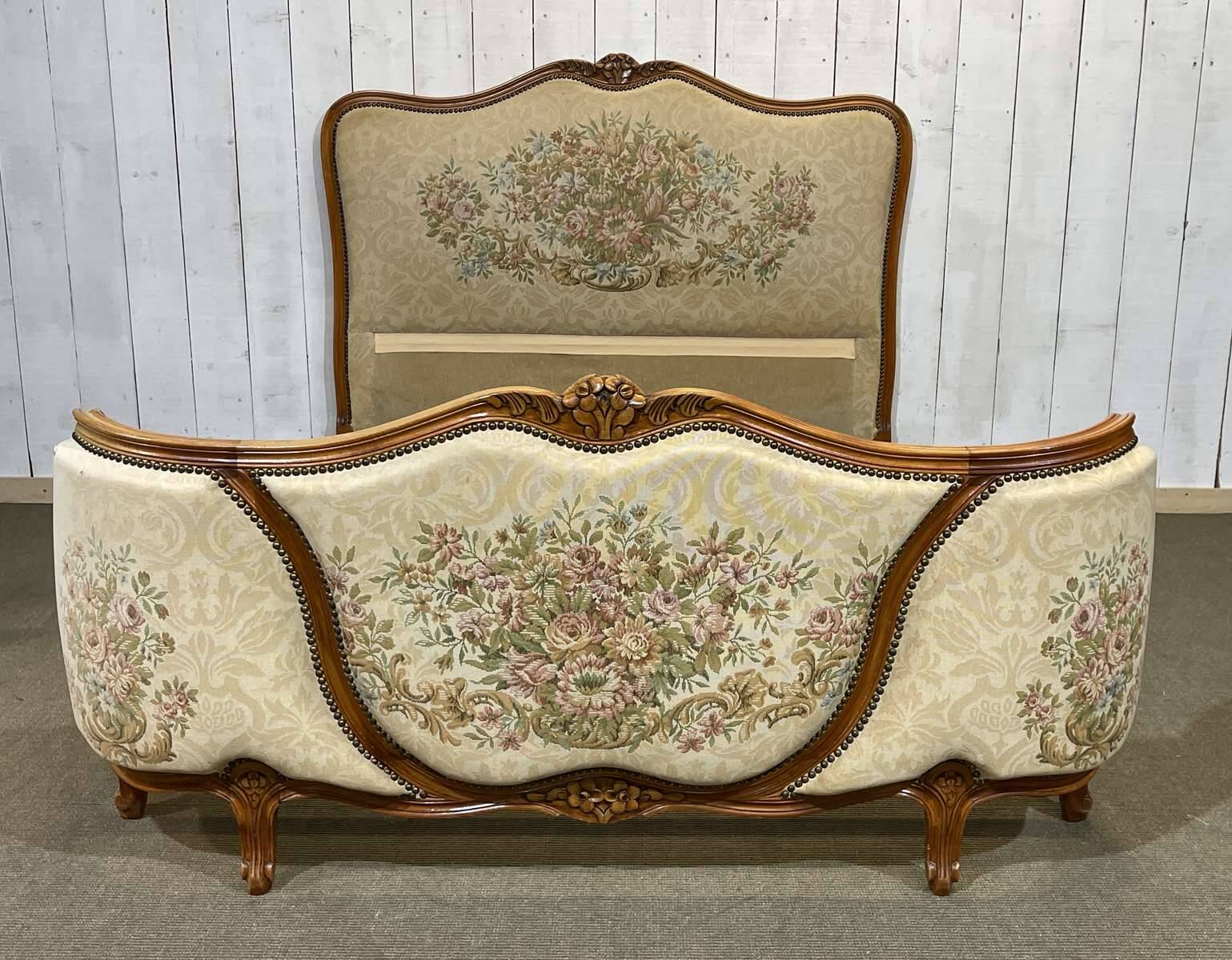 Lit basket in Louis XV style from the 1970s.