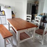 Salle à manger hêtre massif  lot 4 chaises, 1 banc et une table