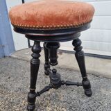 Napoleon III piano stool