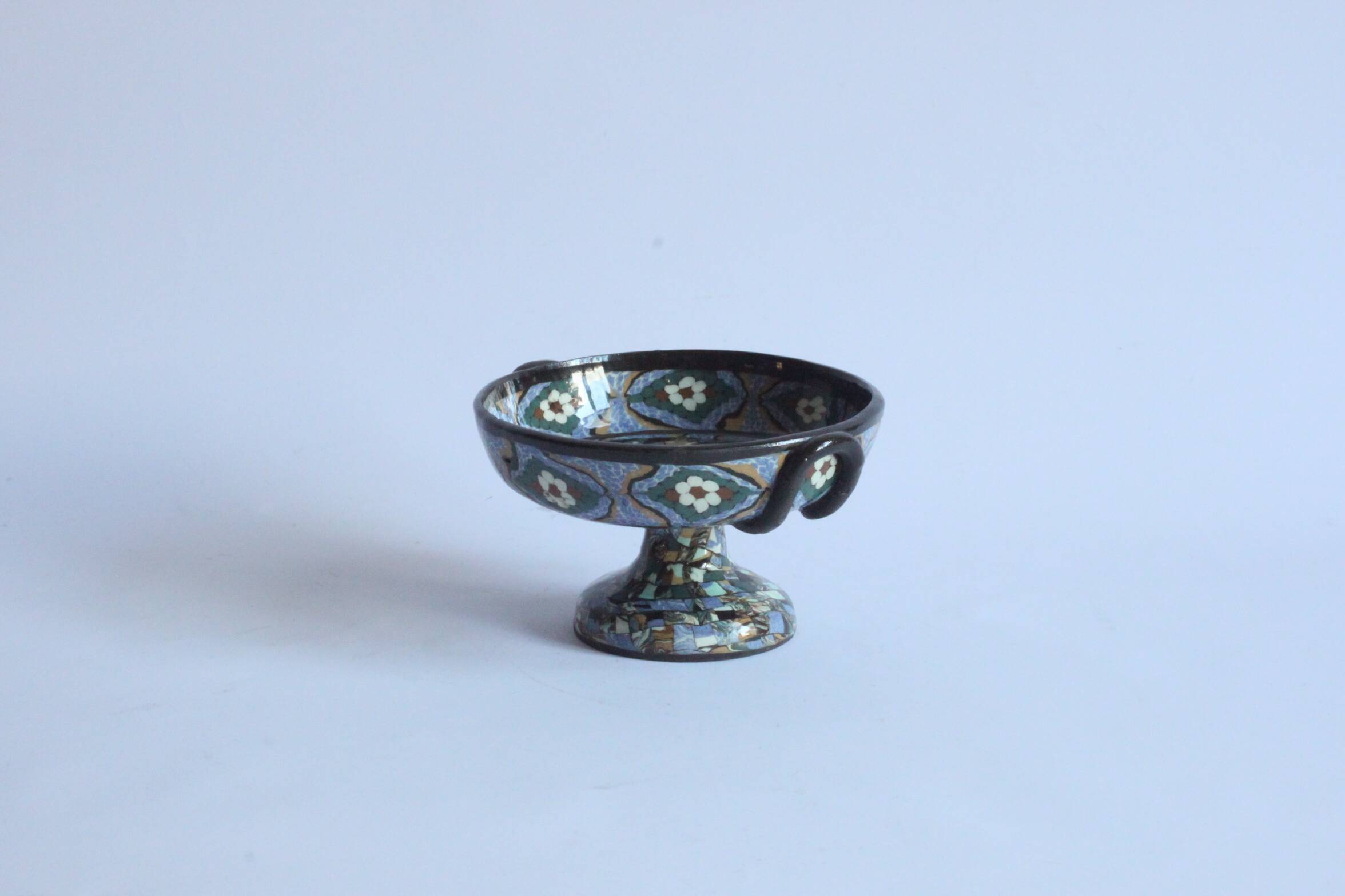Taza en mosaïque Art déco par Jean Gerbino, 1930