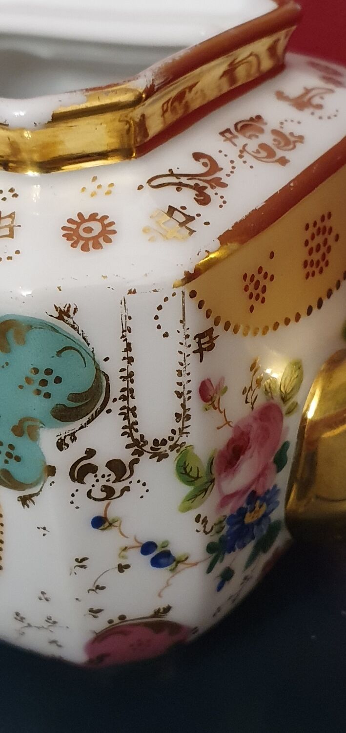 Paris porcelain teapot