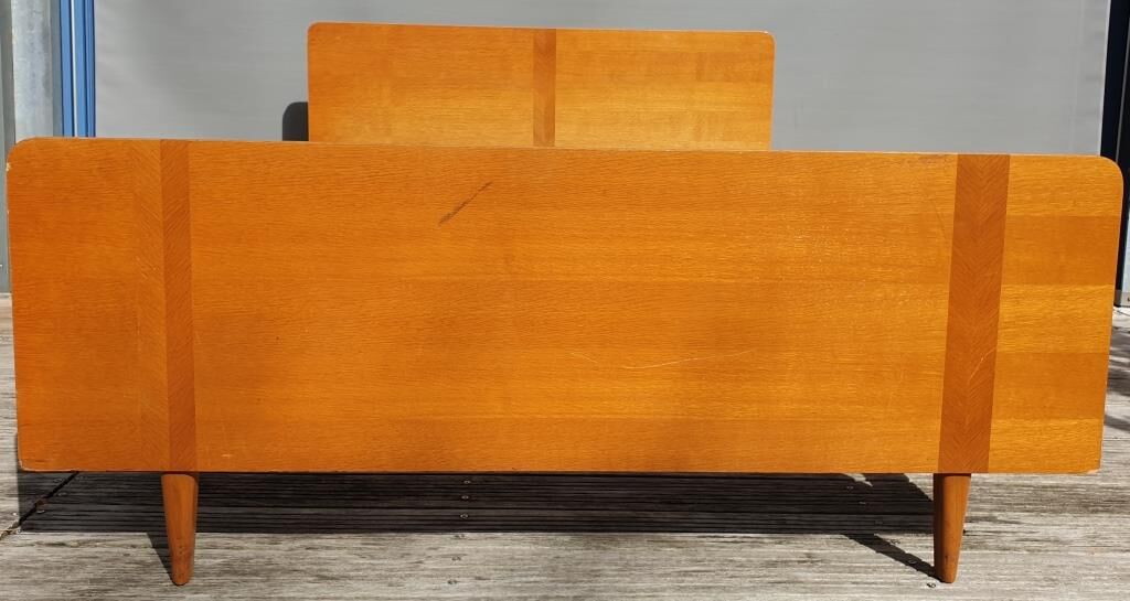 Vintage bed 1960 geometric marquetry 140