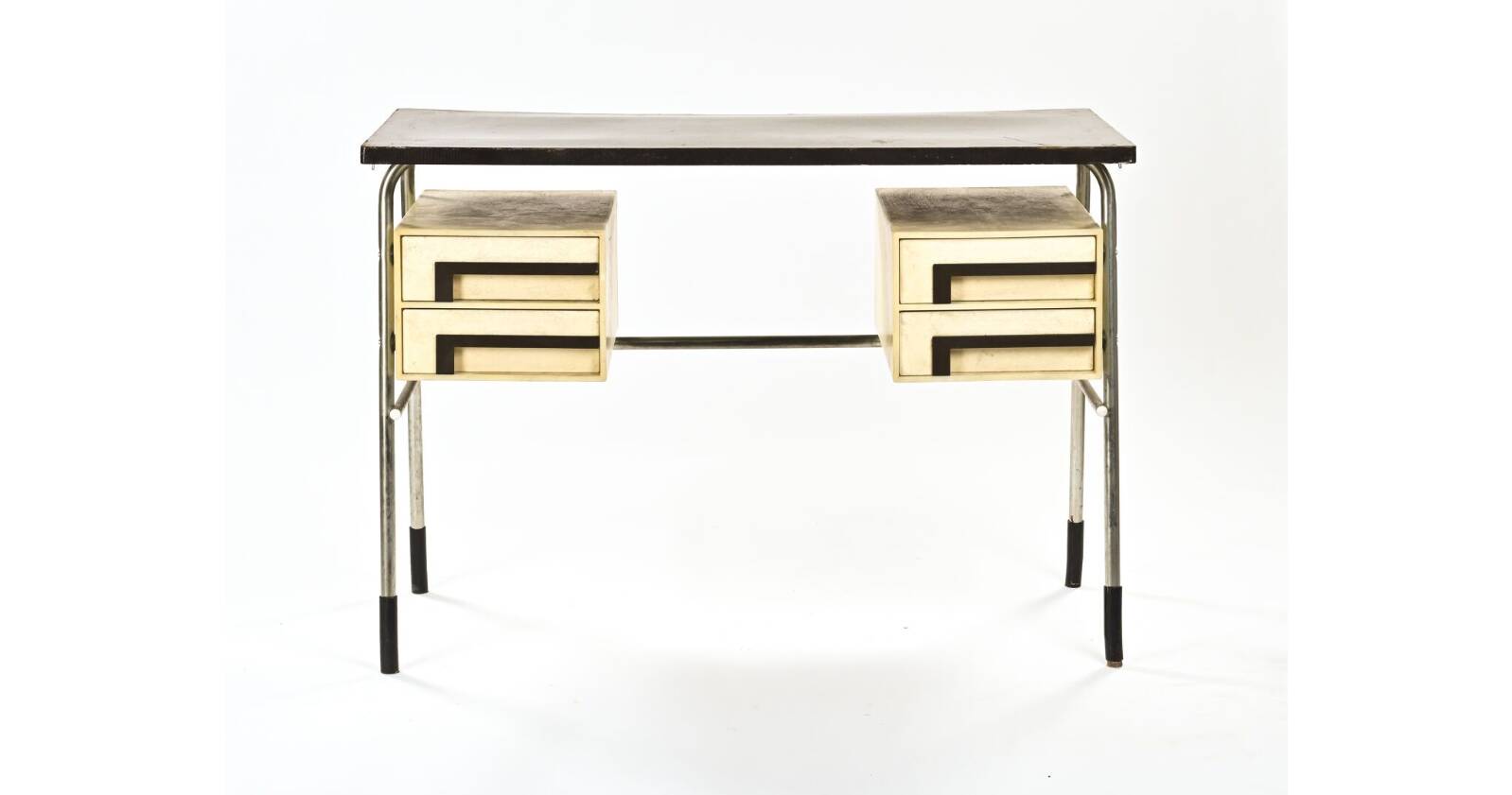 Desk with tubular base in chromed metal