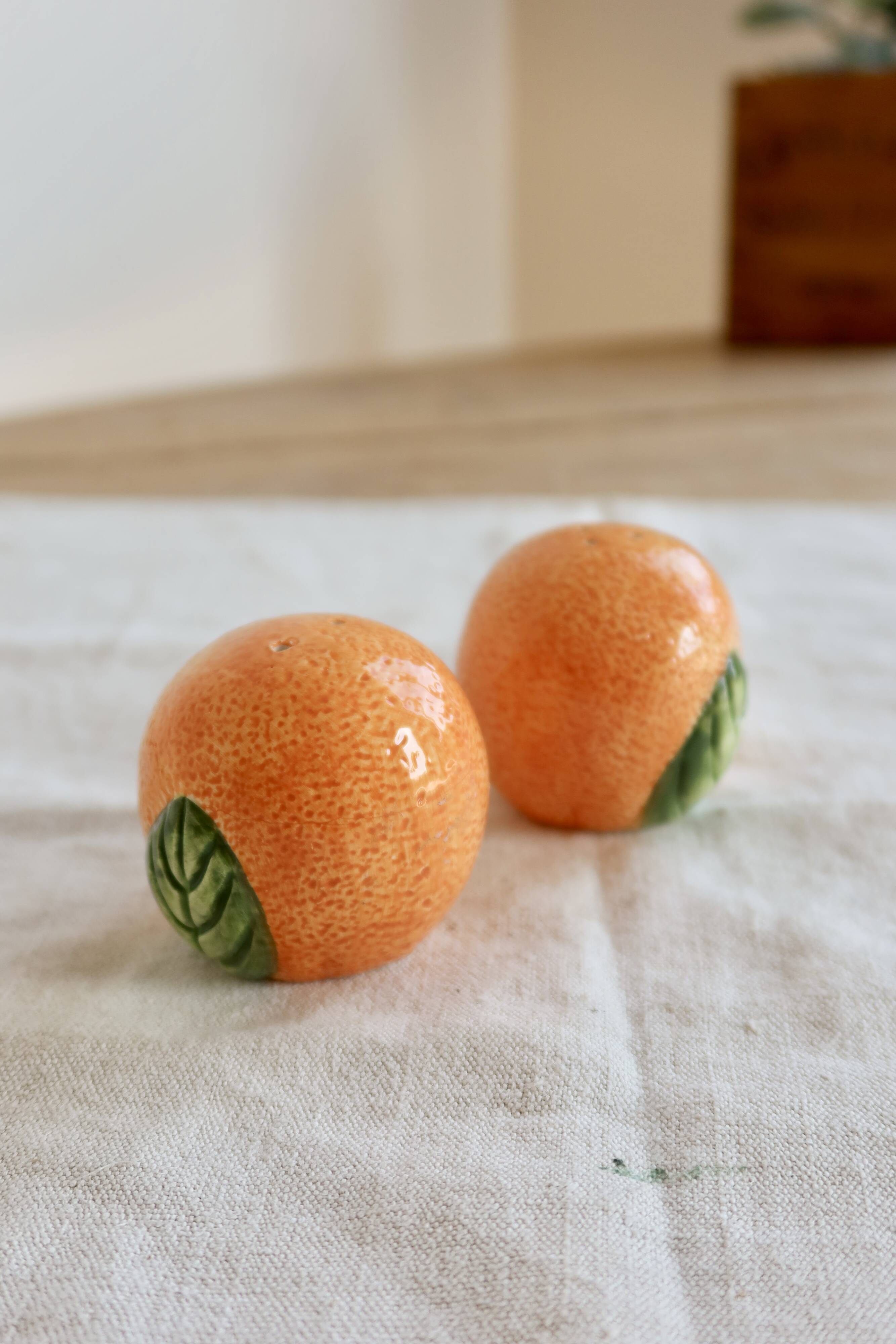 Salière poivrier vintage barbotine forme d'orange