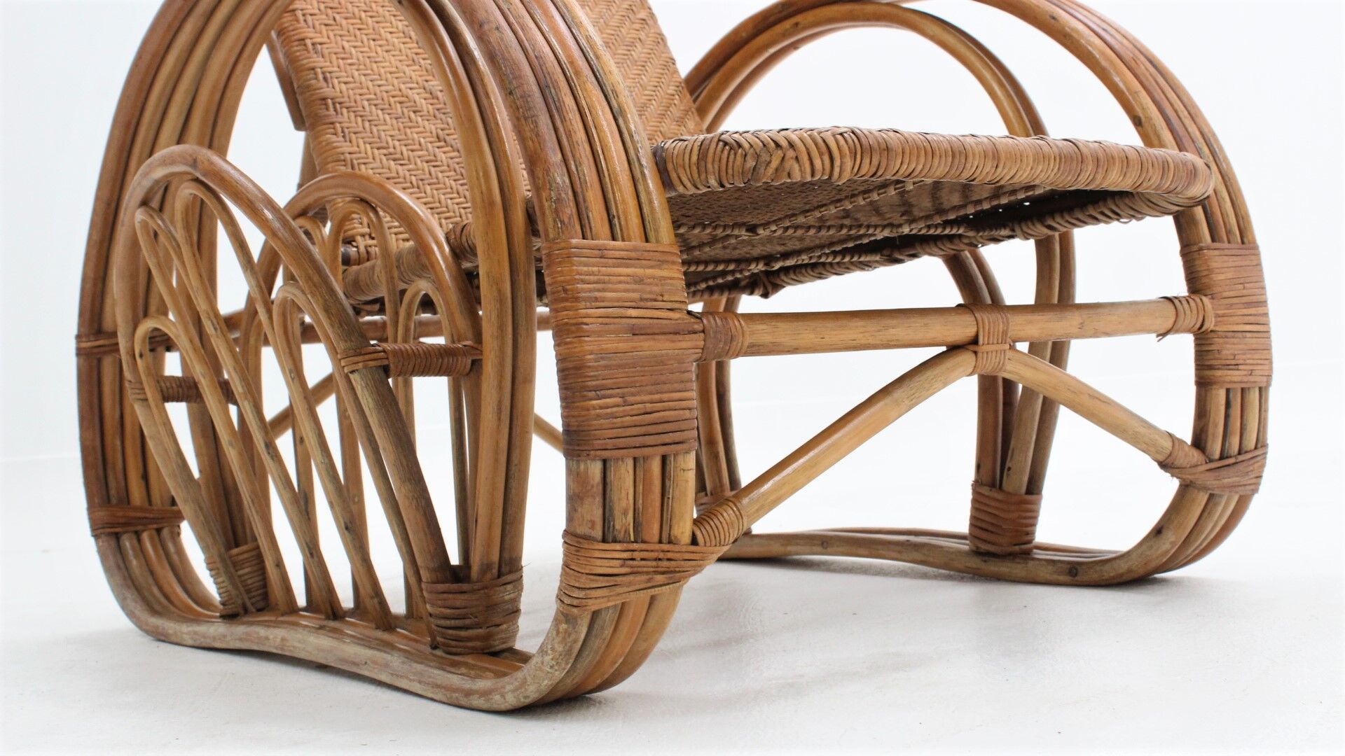 Italian recliner rattan armchair 1950