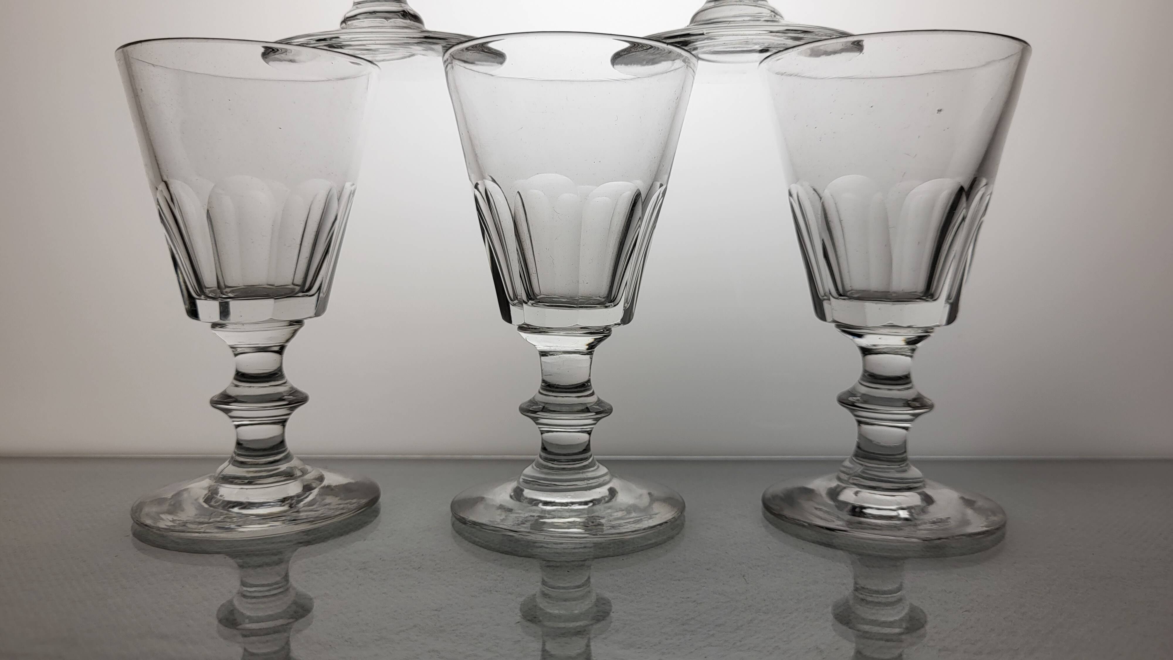 6 Baccarat style wine glasses, Caton model / 19th century