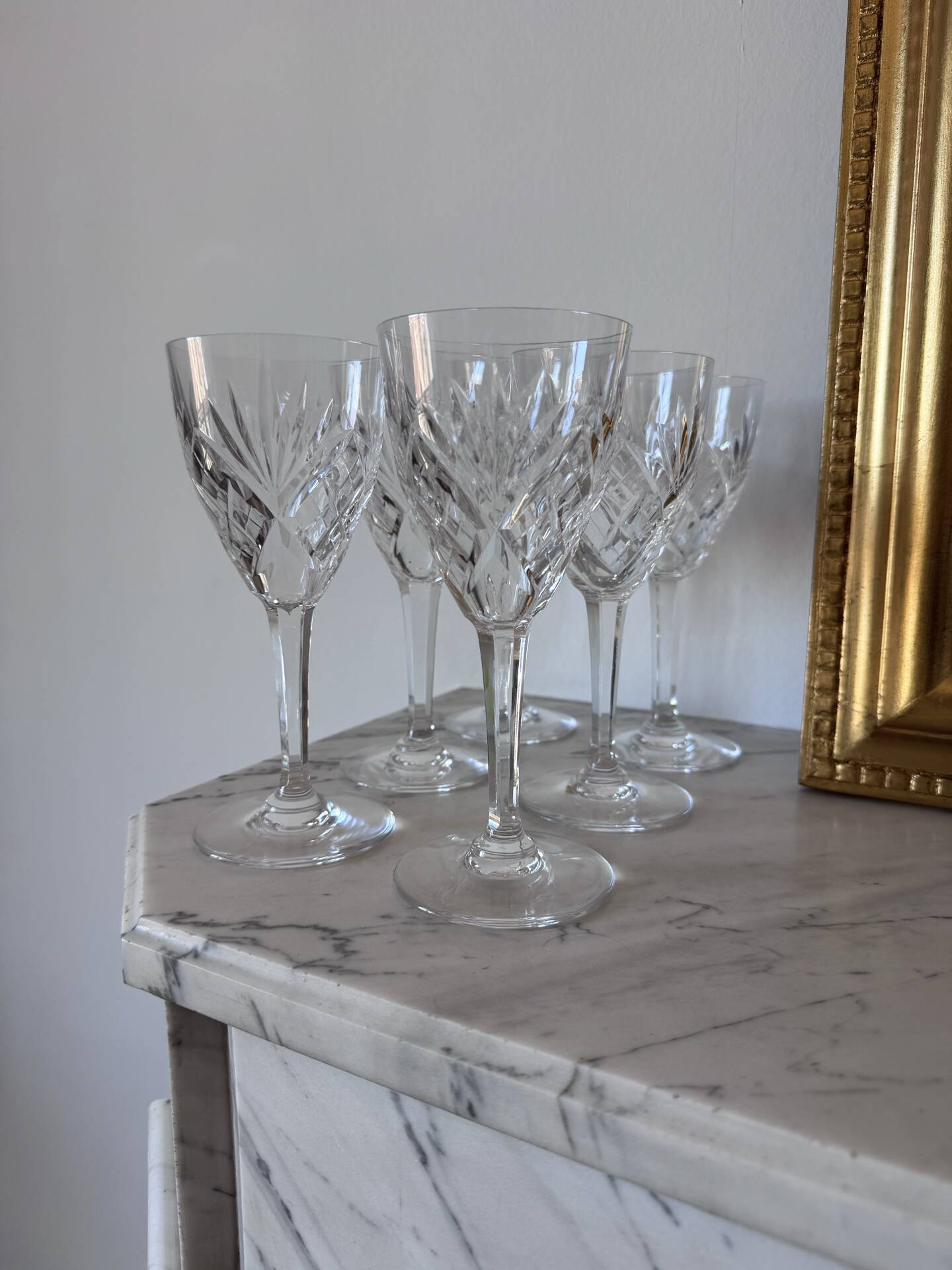 Service de 22 verres en cristal Saint-Louis modèle Chantilly