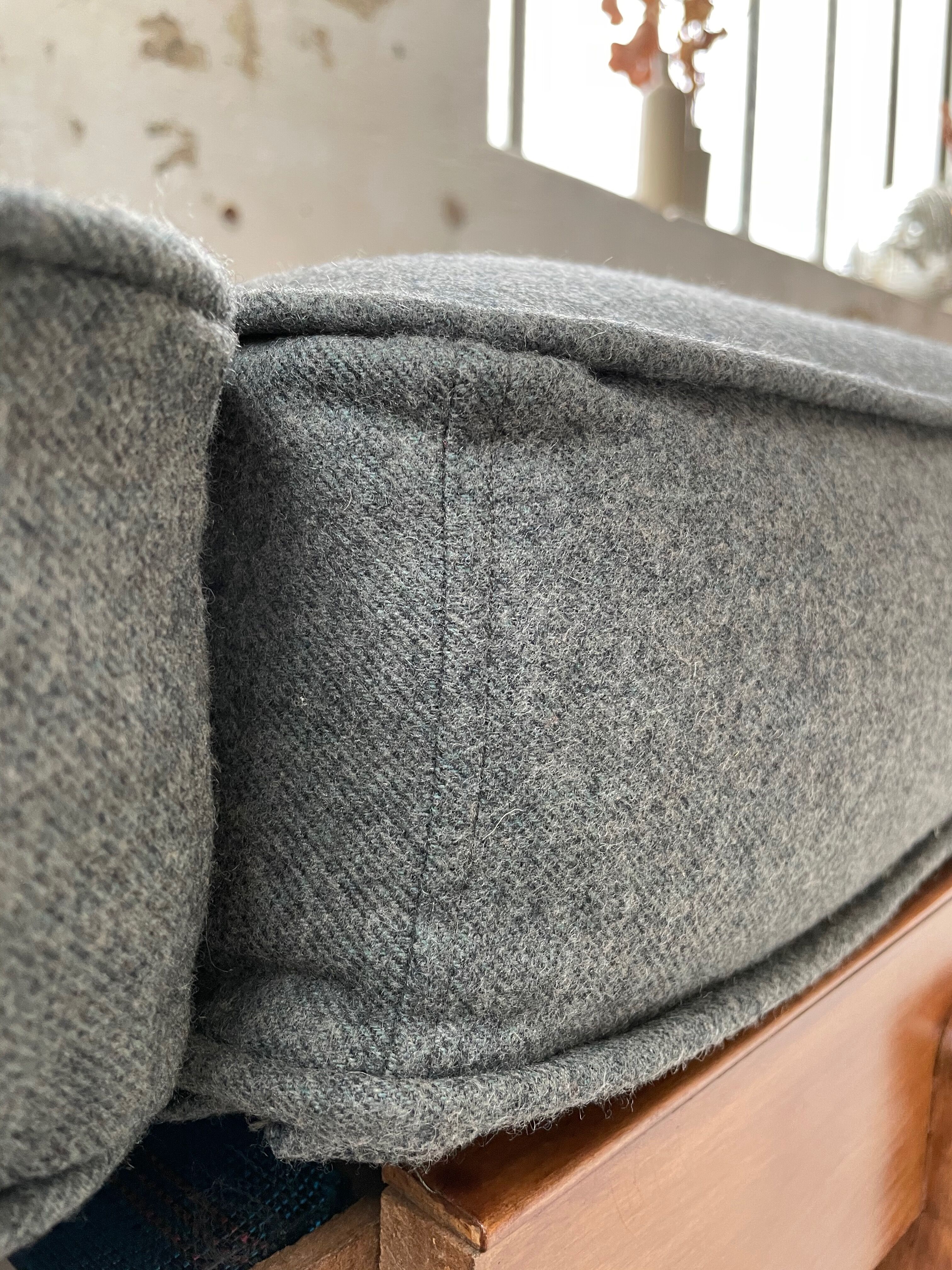 Daybed expandable Scandinavian 2-seater bench