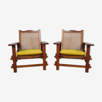 Paire de fauteuils de style colonial