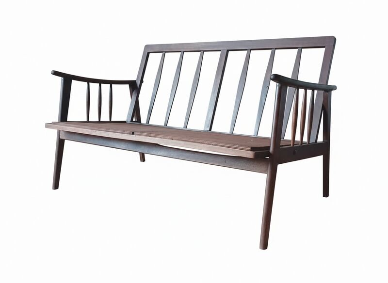 Vintage Scandinavian bench in solid beech from the 1950s with tapered legs.