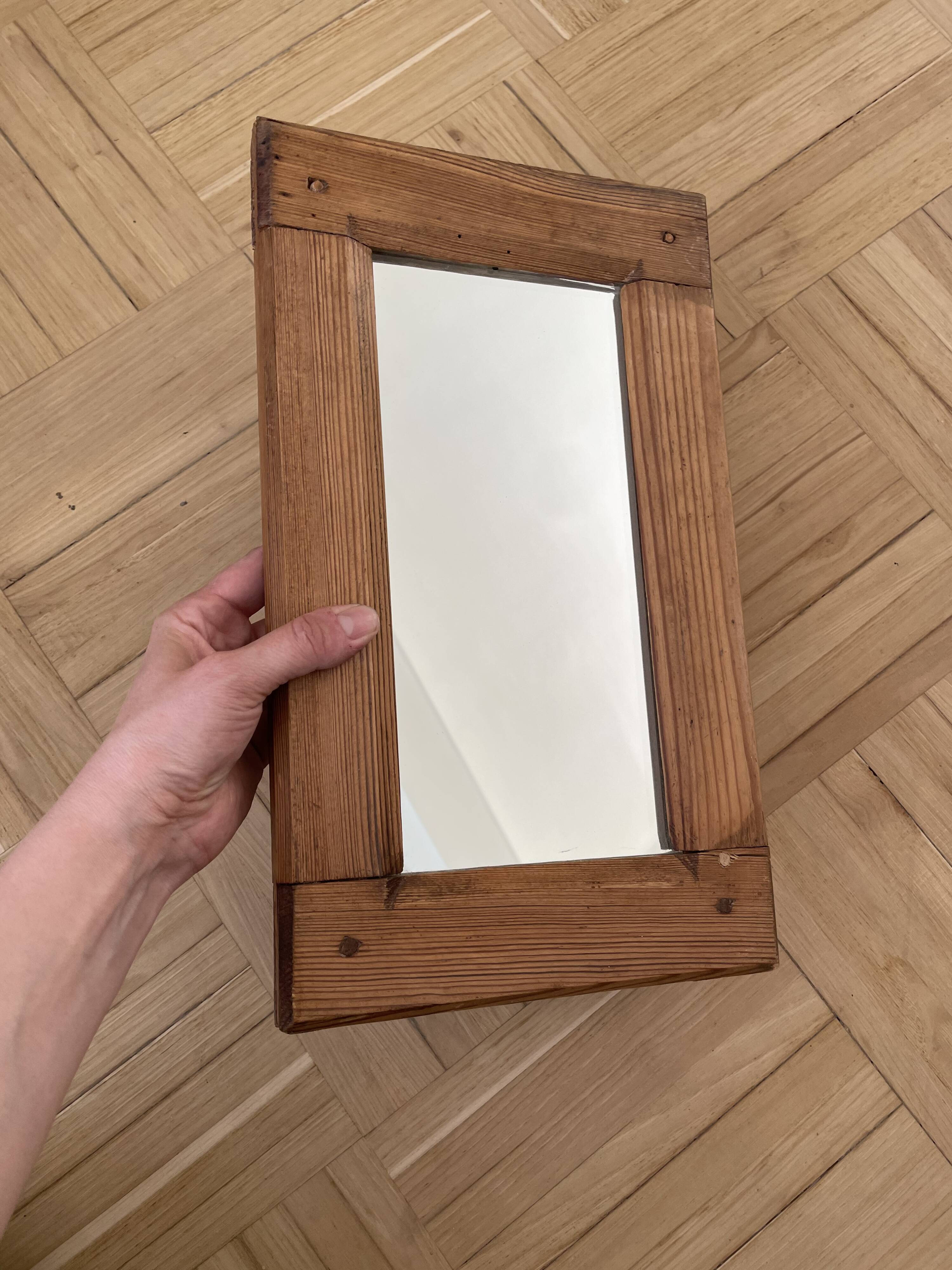 Antique pine mirror 22x34cm