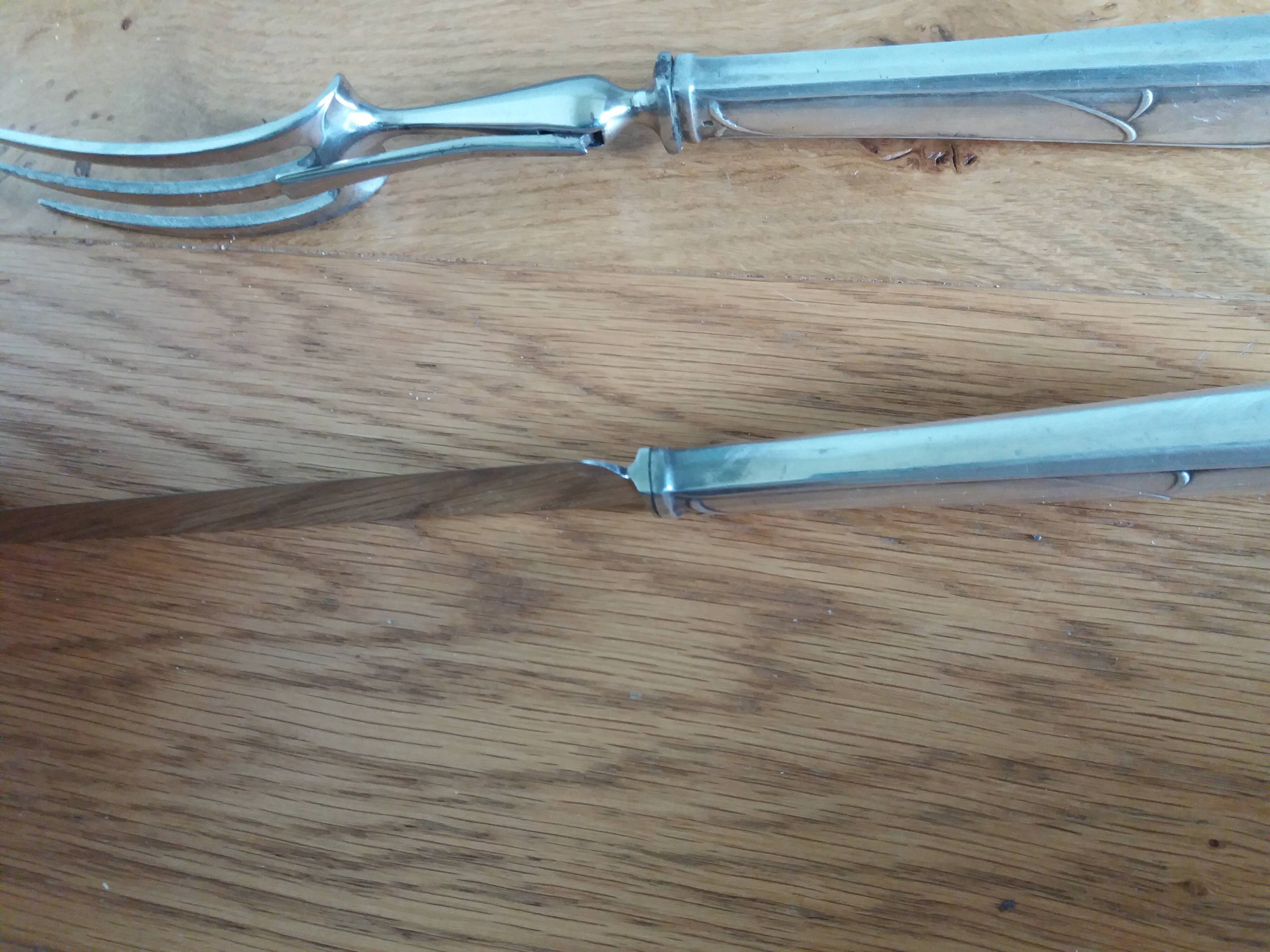 Platil leg of lamb service, Art Deco knife and fork