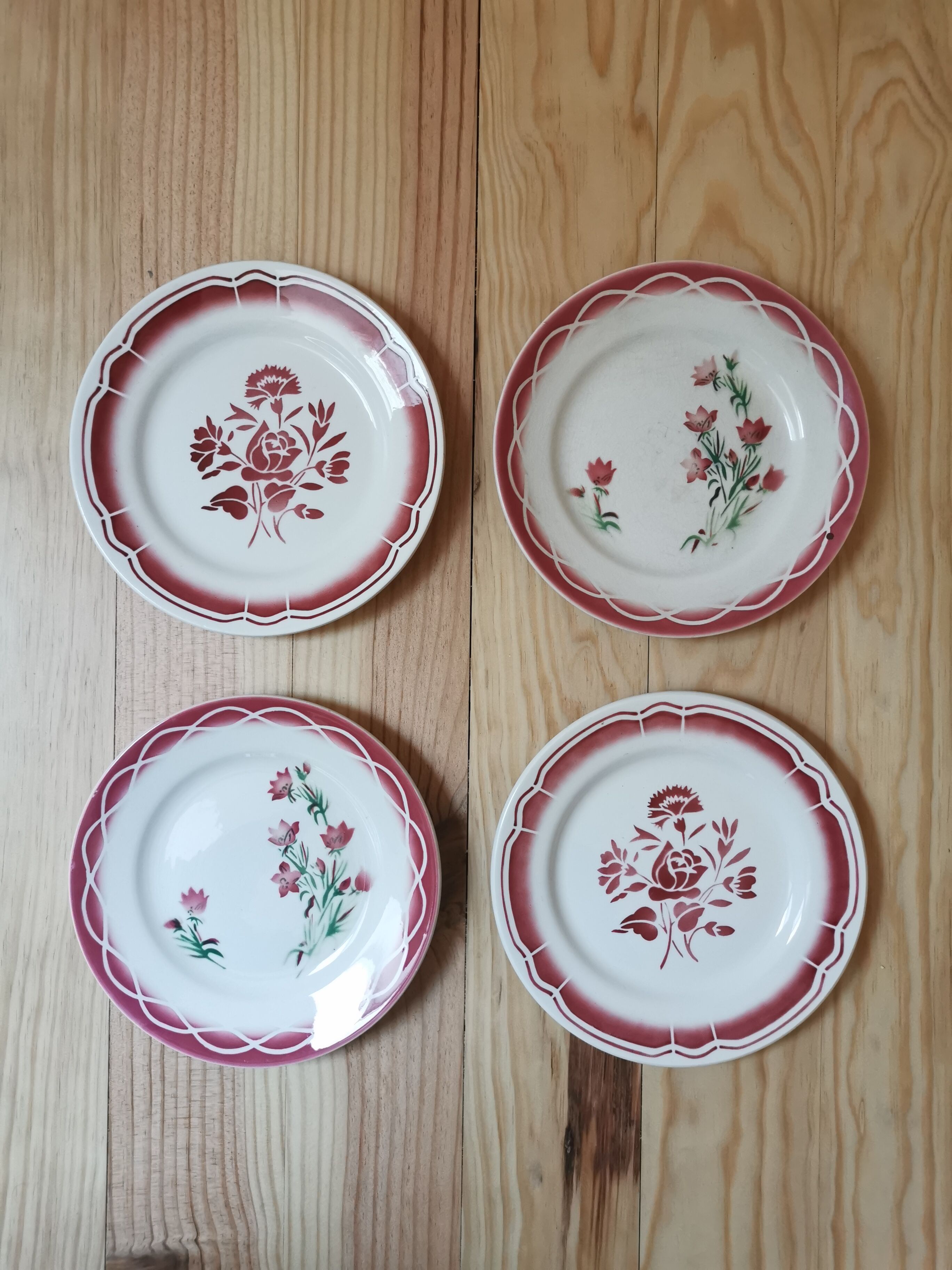 Mismatched retro dessert plates
