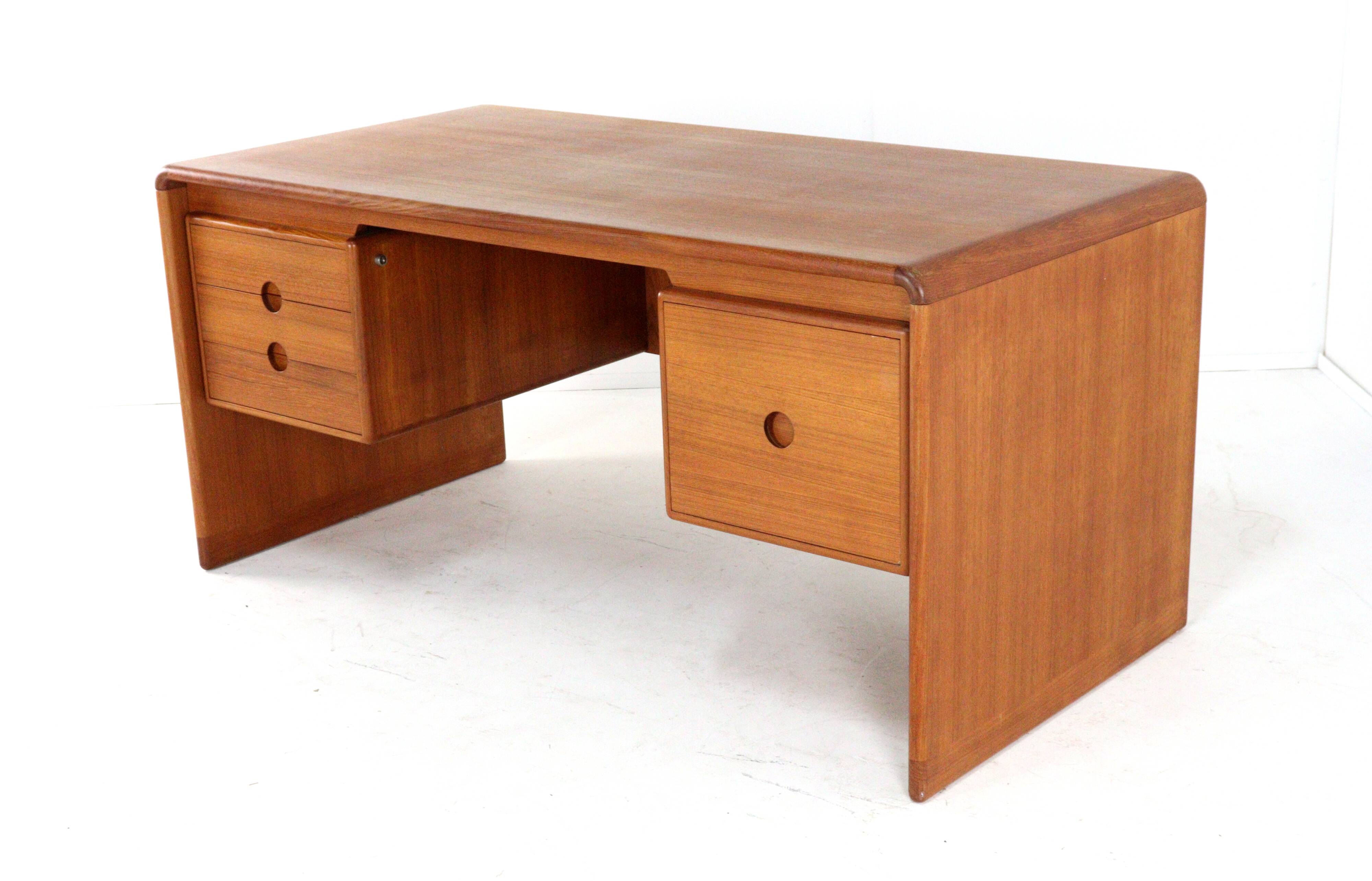 Kai Kristiansen for Vildbjerg desk 'Hemmet' - danish design teak vintage