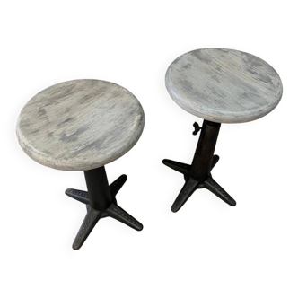 Singer stools