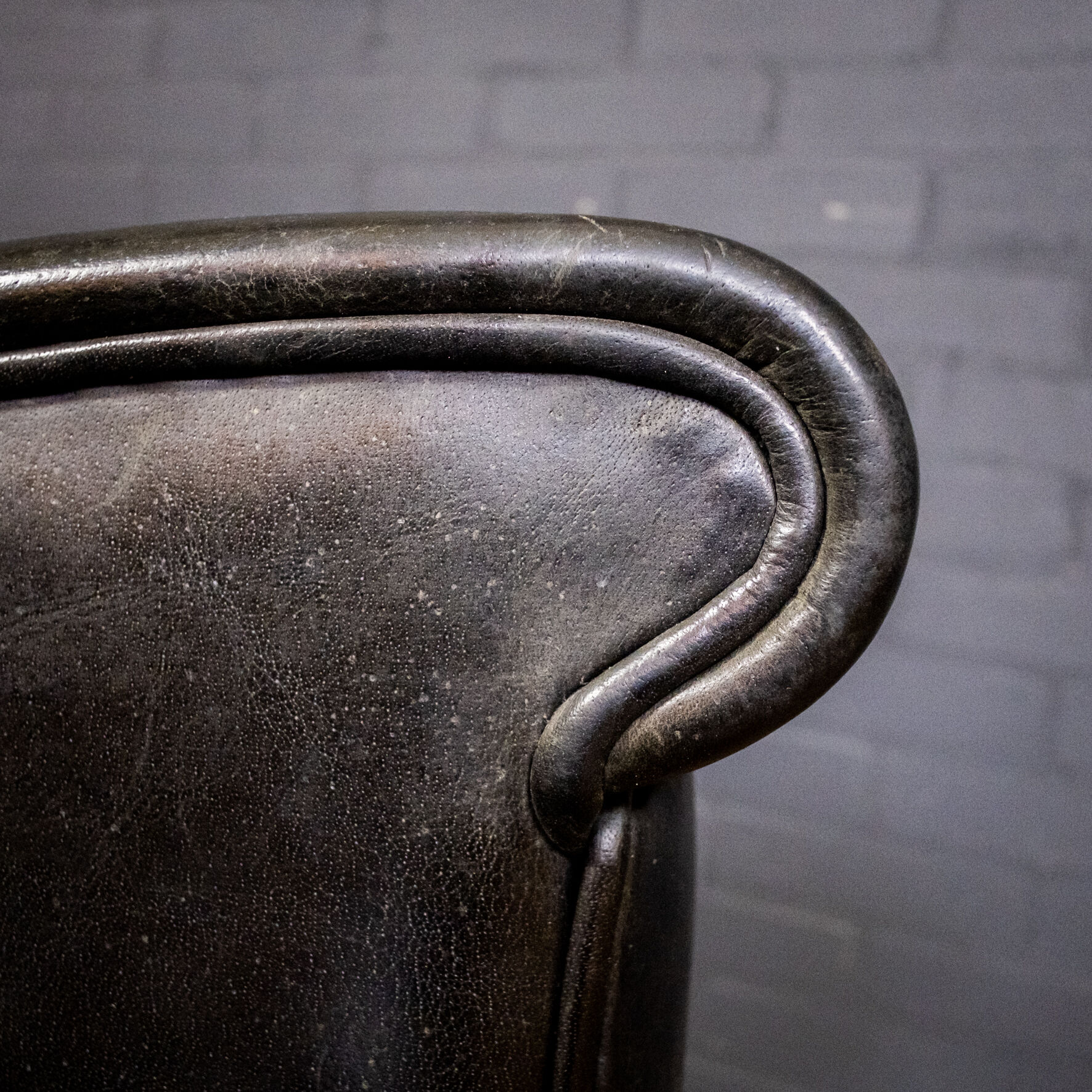Original black leather Joris clubchair