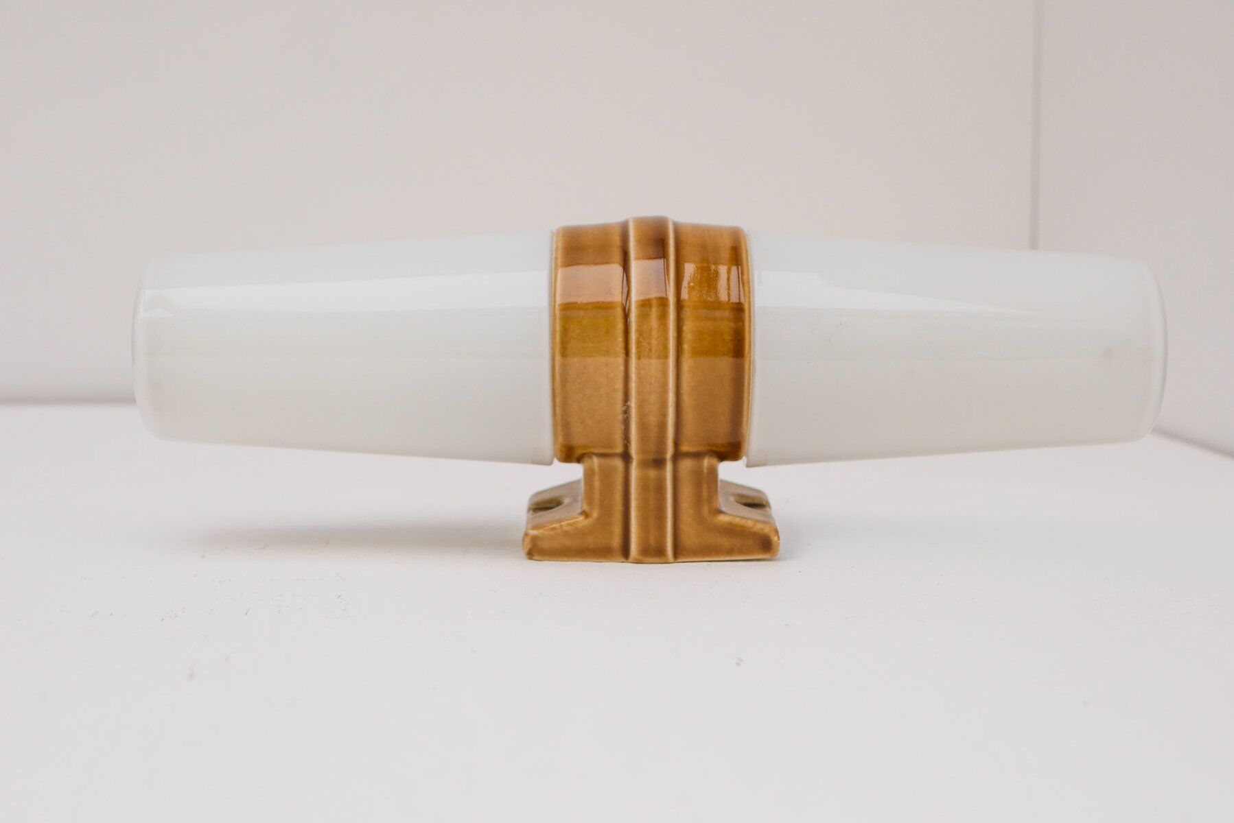 Vintage porcelain bathroom light by Sigvard Bernadotte for Ifö, 1960
