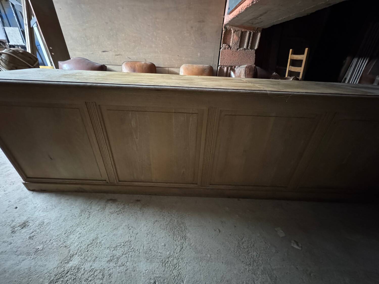 Enfilade Draper's table