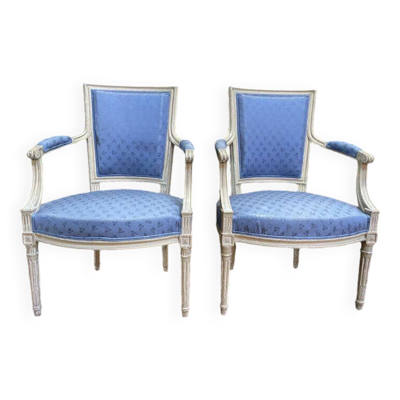 Paire de fauteuils cabriolets de style Louis XVI