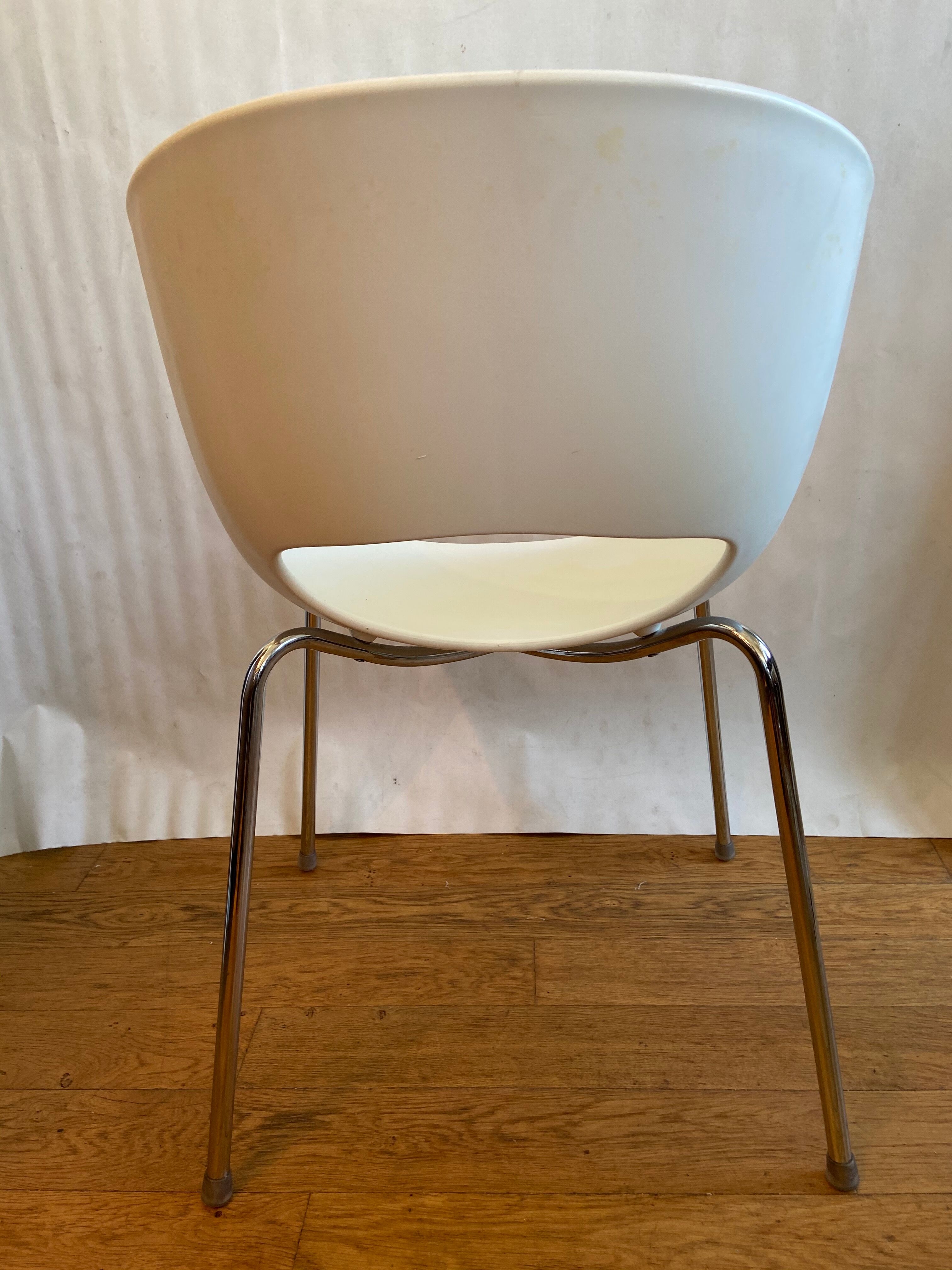 Pair of Sintesi orbit armchairs