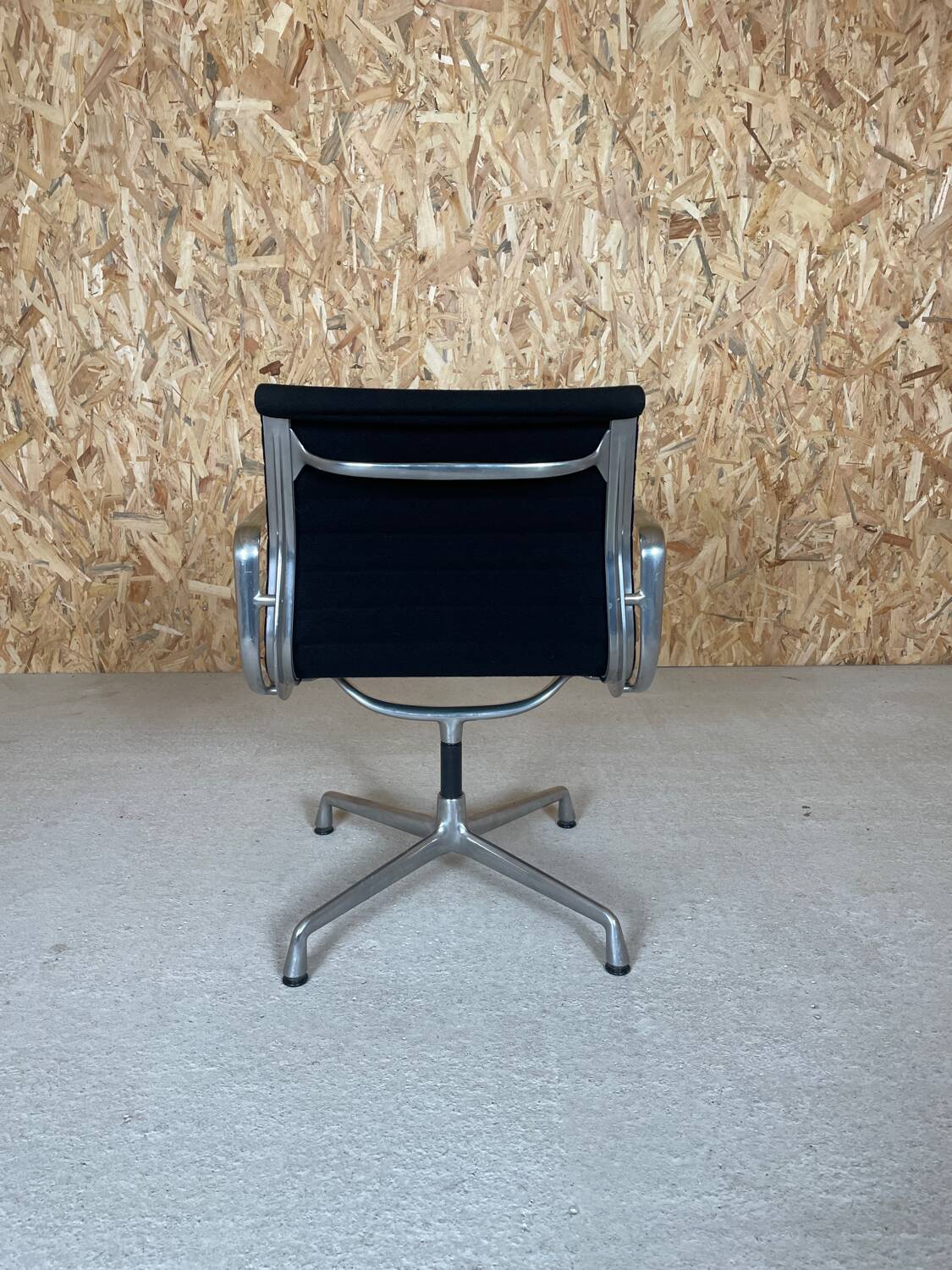 Eames EA 108 Office Chair