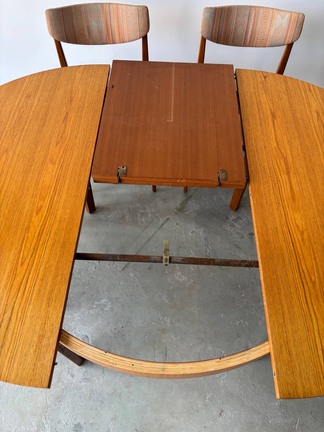 Dining table with extension for 6 people by LB Kofod Larsen vintage