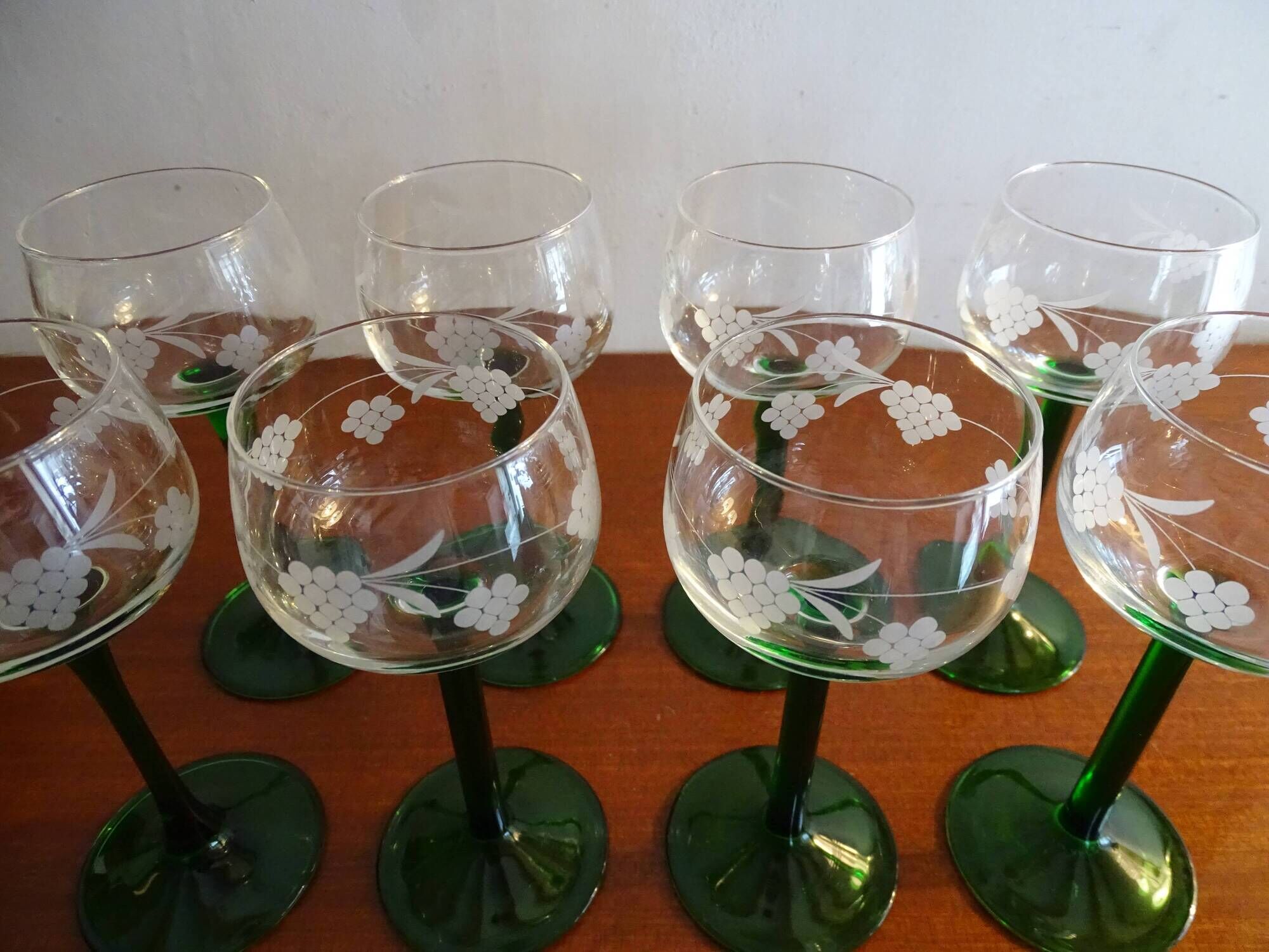 8 verres vin blanc d'Alsace gravés grappes de raisins Luminarc France