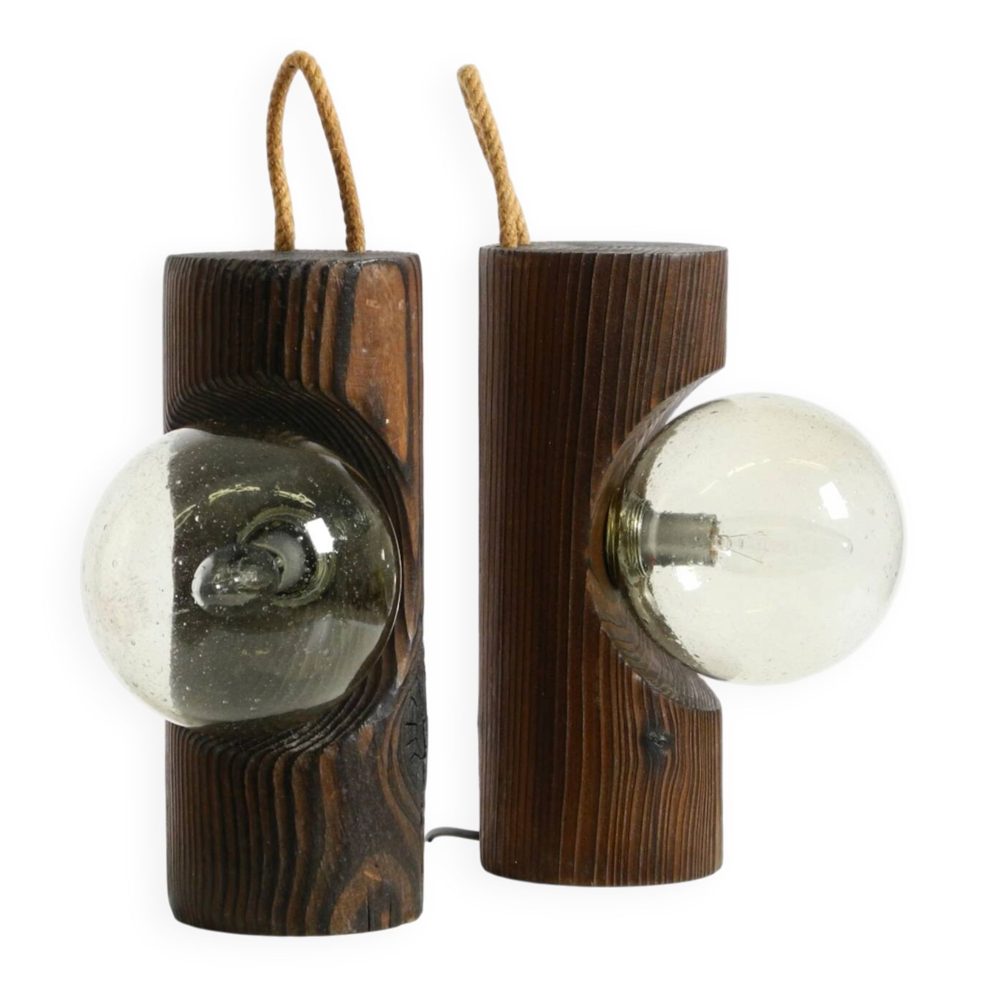 Pair of rare 1960s Temde table and wall lamps made of solid pine