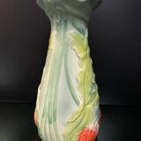 Vase saint clement decoration with flowers