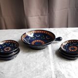 Vintage poelon and 6 cups
