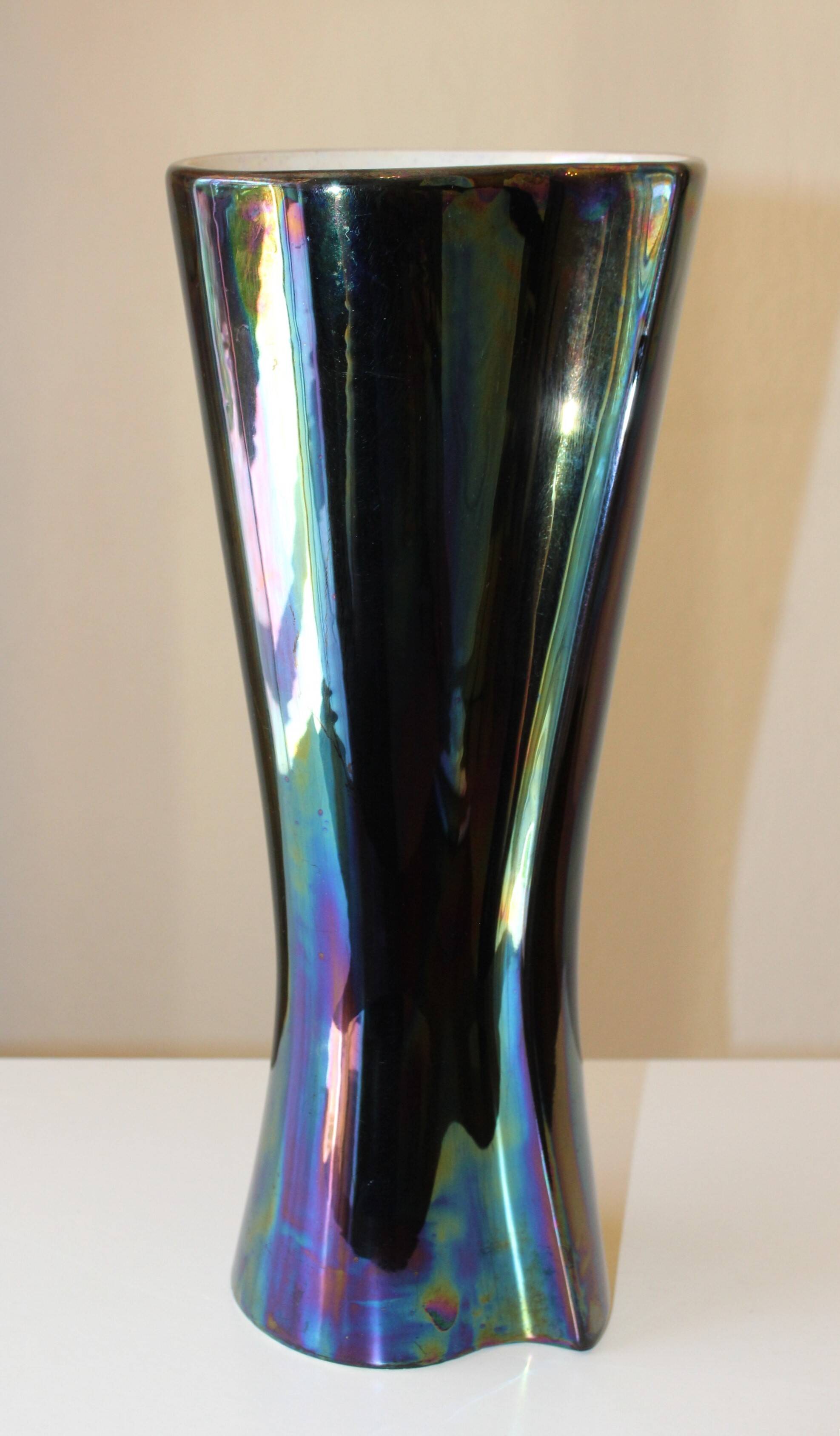 Large iridescent vase Verceram n° 6397 60s